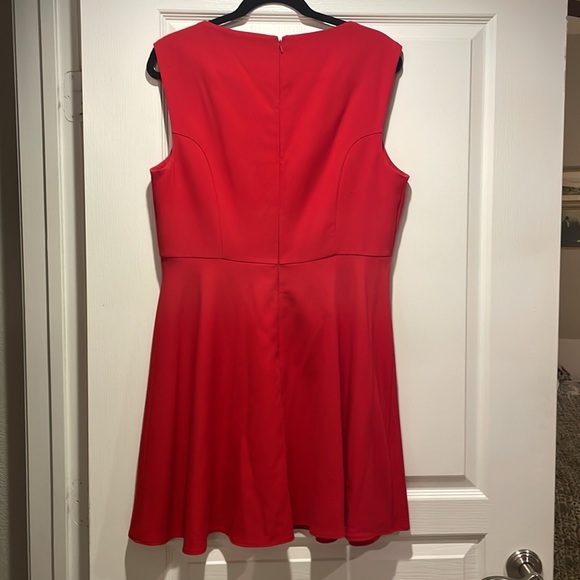 French Connection Red Sleeveless Dress - Picture 3 of 3